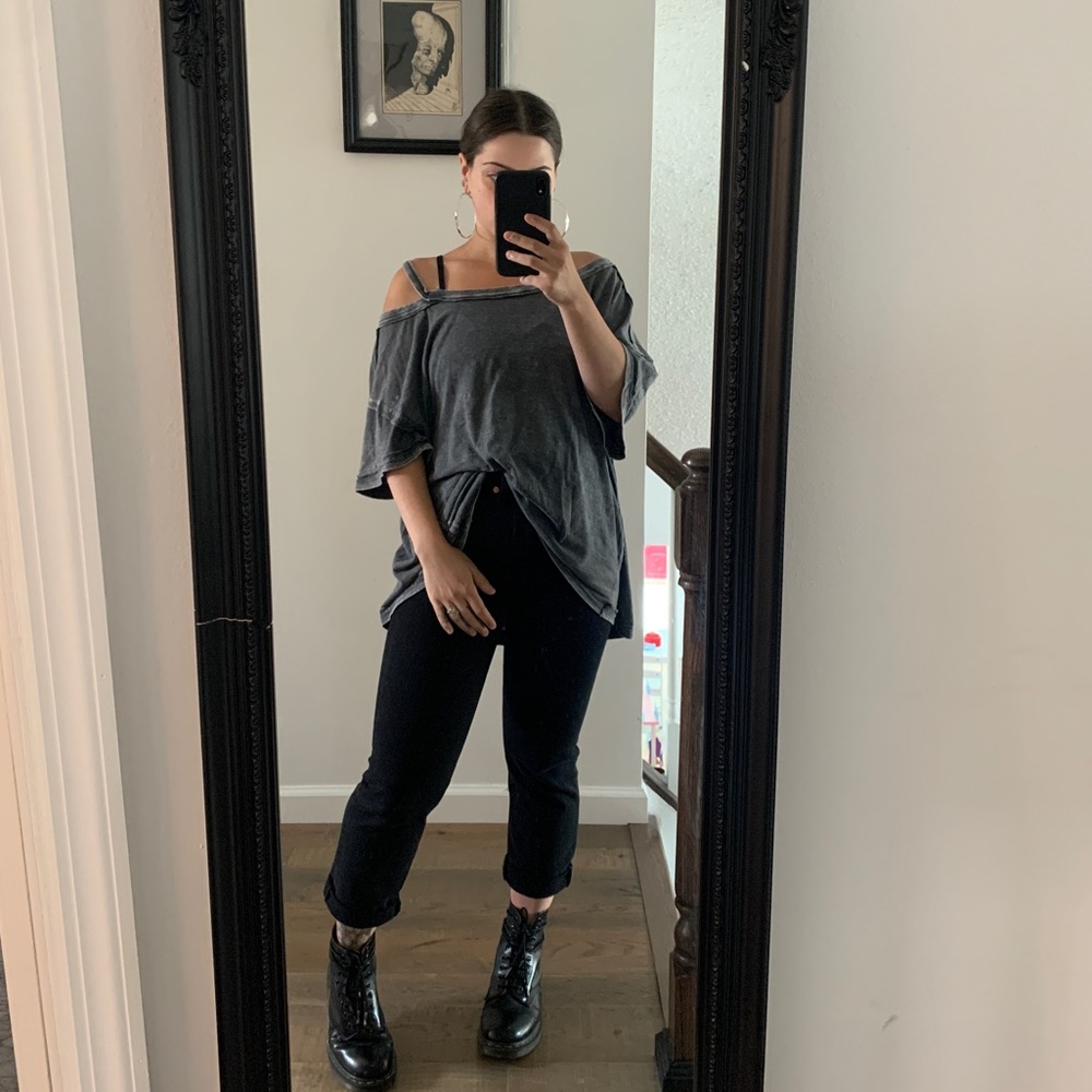 Free people / we the free long distressed top. L